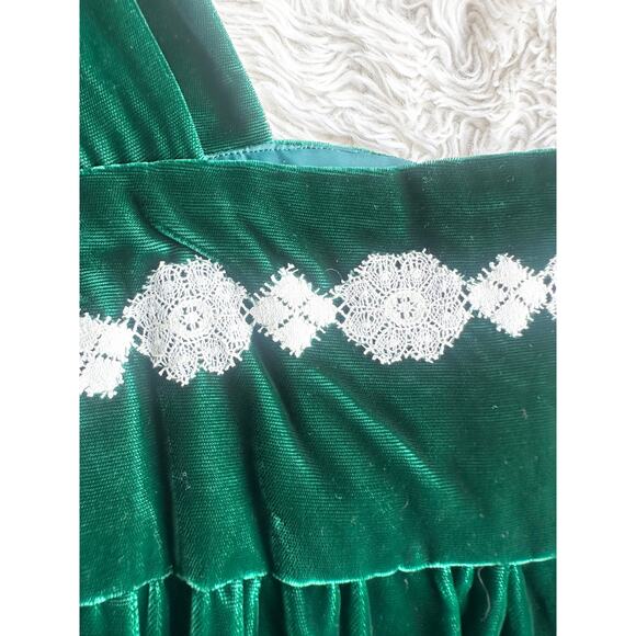 Vintage 60's Deep Emerald Velvet Empire Waist Dress - Picture 14 of 16